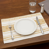 Individual Tejido 30x45cm Para Mesa Blanco con Triángulos Marrón