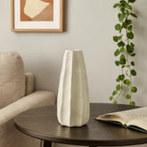 Florero De Cerámica Blanco Tipo Botella Con Líneas