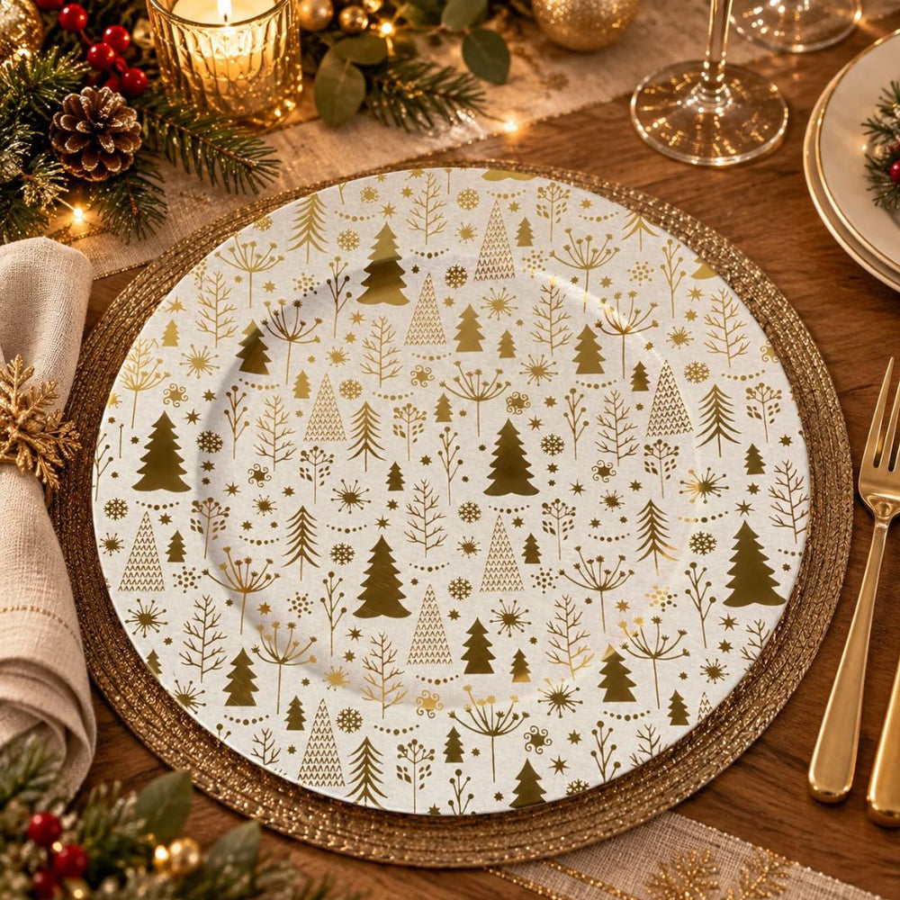 Plato base navideño redondo de melamina de 33 cm blanco con árboles de Navidad y detalles dorados