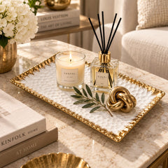 Bandeja decorativa blanca 25×14 cm con textura y borde dorado