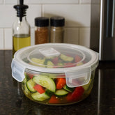 Recipiente redondo de vidrio transparente con tapa blanca hermética de 880 ml