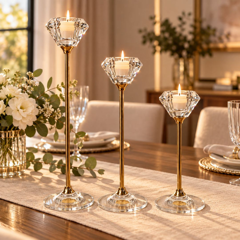 Set de tres candelabros en cristal transparente diseño diamante