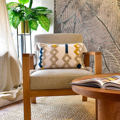 Cojín Rustic 105 multicolor 30×50 cm con diseño geométrico y borlas