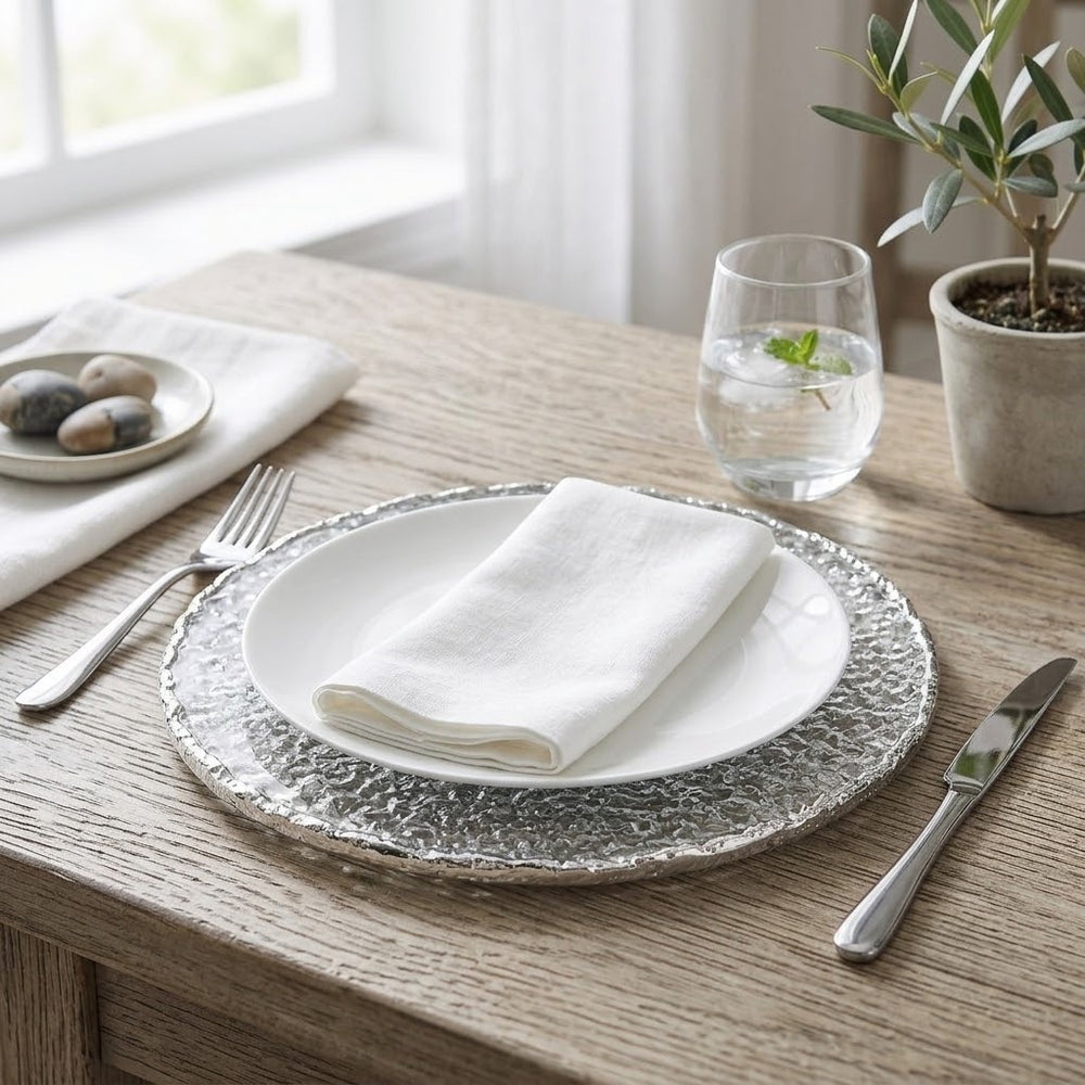 Plato base decorativo de vidrio de 34 cm con diseño efecto piedra y borde plateado
