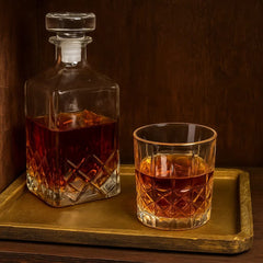 Vaso whiskero de vidrio 310 ml con diseño de rombos en relieve transparente