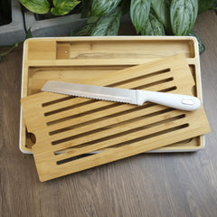 Set De Tabla Para Pan En Bambú Con Cuchillo Tessie & Jessie