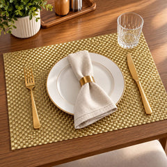 Individual Para Mesa En PVC 30X46cm Tejido Cruzado Dorado