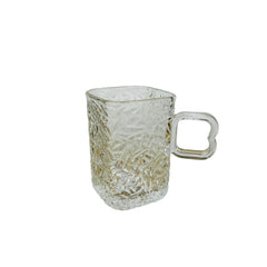 Taza de vidrio 195 ml con diseño trazo