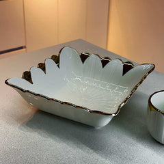Bandeja Decorativa Cuadrada Forma De Flor 24x24cm Borde Dorado