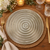 Individual para mesa redondo dorado 40 cm con diseño acanalado concéntrico