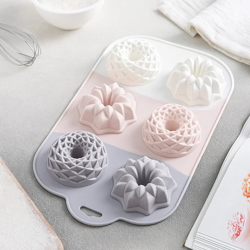 Molde de silicona 6 figuras tricolor para repostería