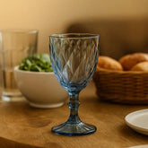 Copa facetada azul tipo diamante de 350 ml