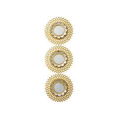 Set de 3 espejos decorativos dorados con diseño floral y puntas tipo sol.