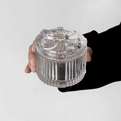 Bombonera de vidrio con relieve decorativo vista frontal