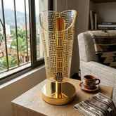 Lámpara de escritorio LED diseño líneas blancas de 22 cm con base dorada y botón táctil de 4 colores