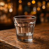 Copa shot lisa en vidrio transparente de 42 ml