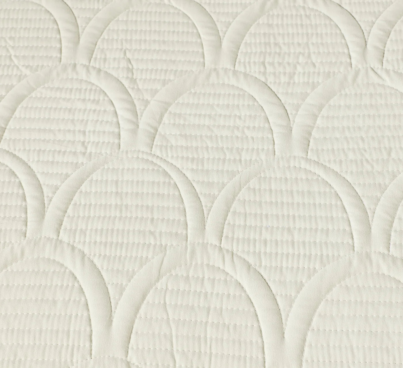 Edredón Bordado Superior Arcoiris Beige Estilo