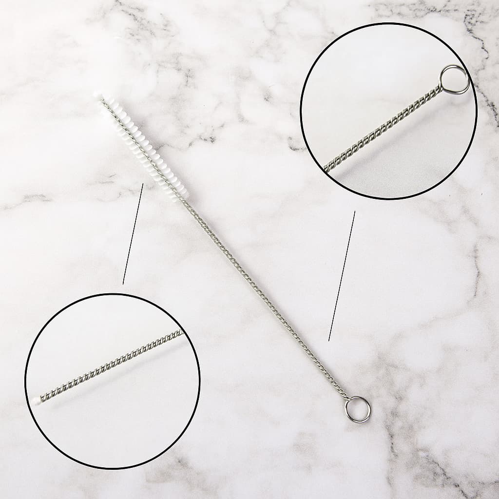 Cepillo delgado con cerdas suaves para pitillos de acero