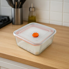 Recipiente de 0.45 litros con tapa naranja y válvula hermética