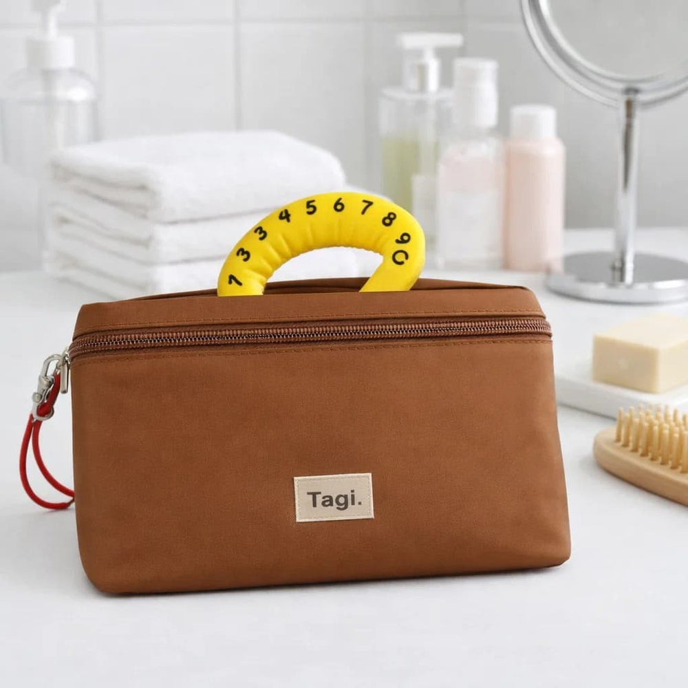 Cosmetiquera Sintética 13x24x13cm Diseño Tagi Call Me