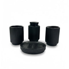 Set de baño 4 piezas blanco y negro diseño líneas horizontales