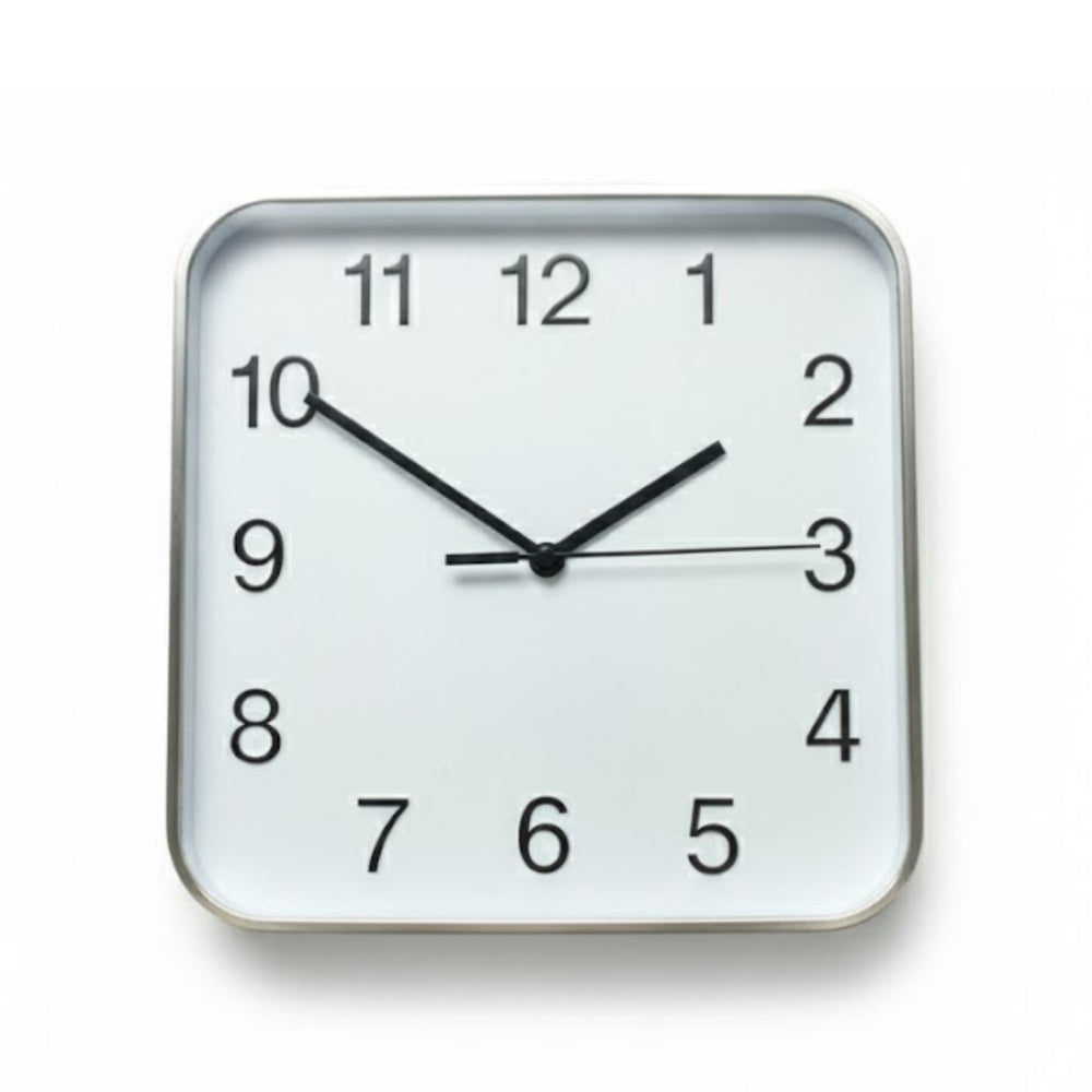 Reloj gris plata cuadrado elegante para oficina o sala