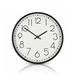 Reloj de pared oro rosa con fondo blanco elegante