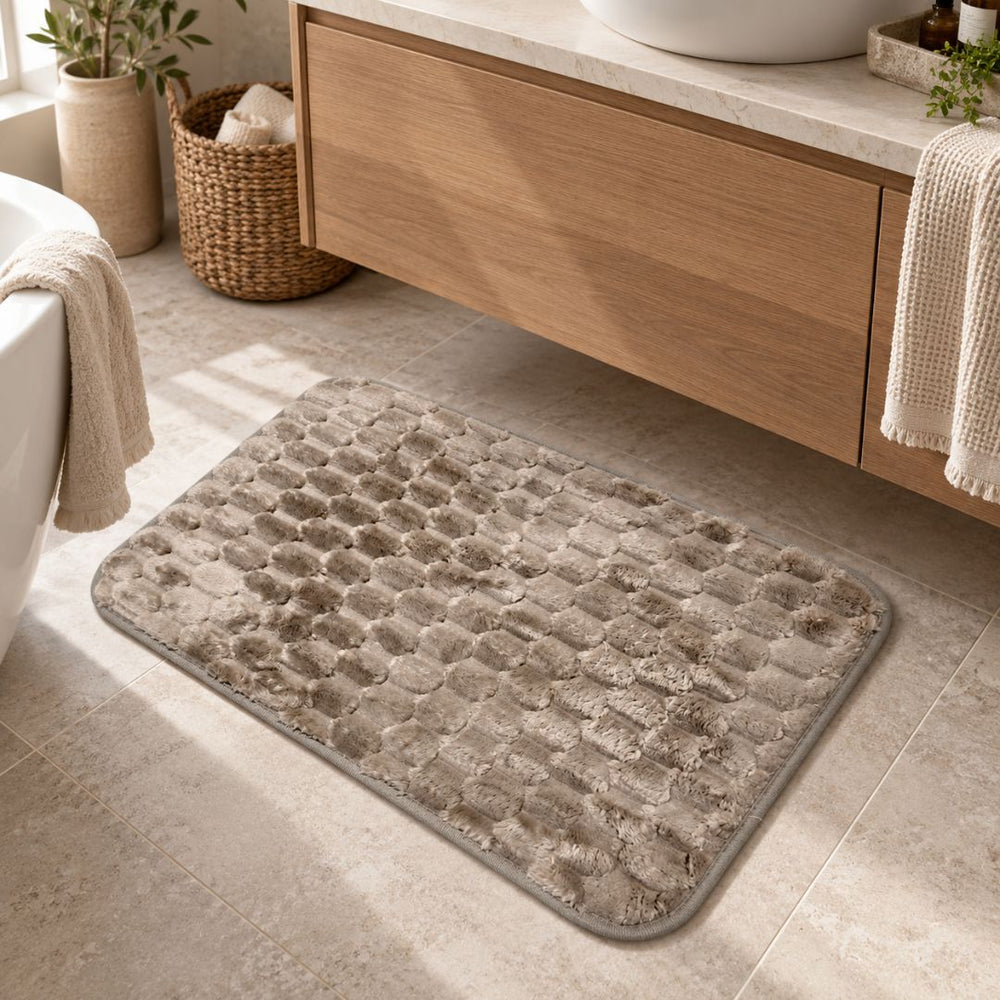 Tapete felpudo rectangular café 60×40 cm con textura en relieve
