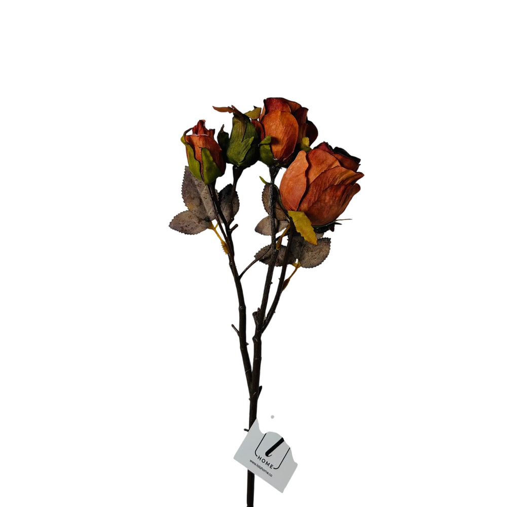 Flor de rosas decorativas con botones y hojas