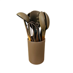 Set de 12 utensilios de cocina marrón y beige con soporte