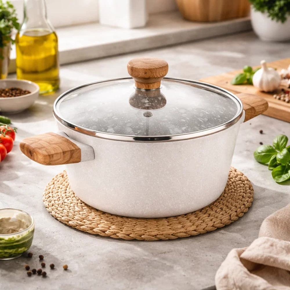 Olla 26 cm con tapa de vidrio y mangos tipo madera natural