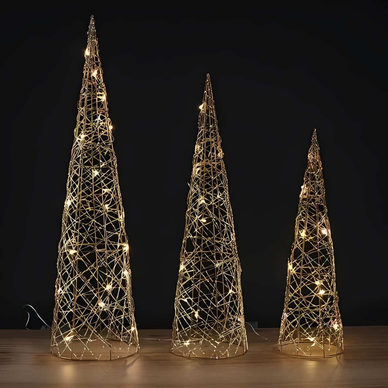 Set De 3 Árboles Navideños Decorativos Con Luz LED