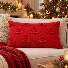 Cojín navideño rectangular rojo de 50 × 30 cm con diseño de árboles de Navidad en relieve y pequeños detalles dorados 