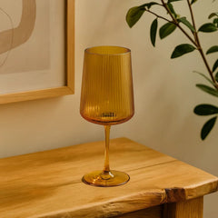 Copa de vidrio naranja ribbed diseño líneas verticales 385 ml
