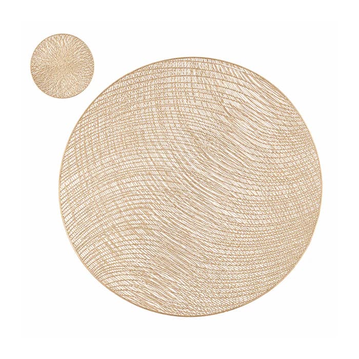 Individual para mesa redondo de 36 cm en PVC dorado con portavaso y diseño de líneas entrelazadas