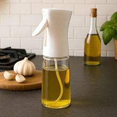 Aceitera tipo spray de vidrio con capacidad de 220ml y atomizador blanco