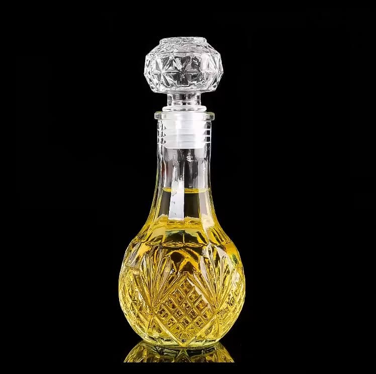 Vinagrera de vidrio 100 ml con diseño de líneas verticales