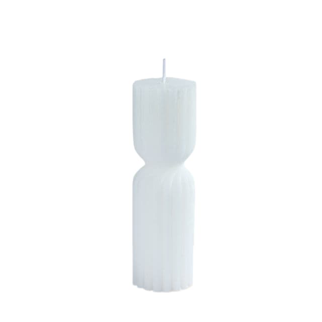 Vela decorativa blanca de 15 cm con diseño cilíndrico