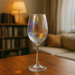 Copa de cristal tornasol 350 ml diseño liso sobre fondo blanco.