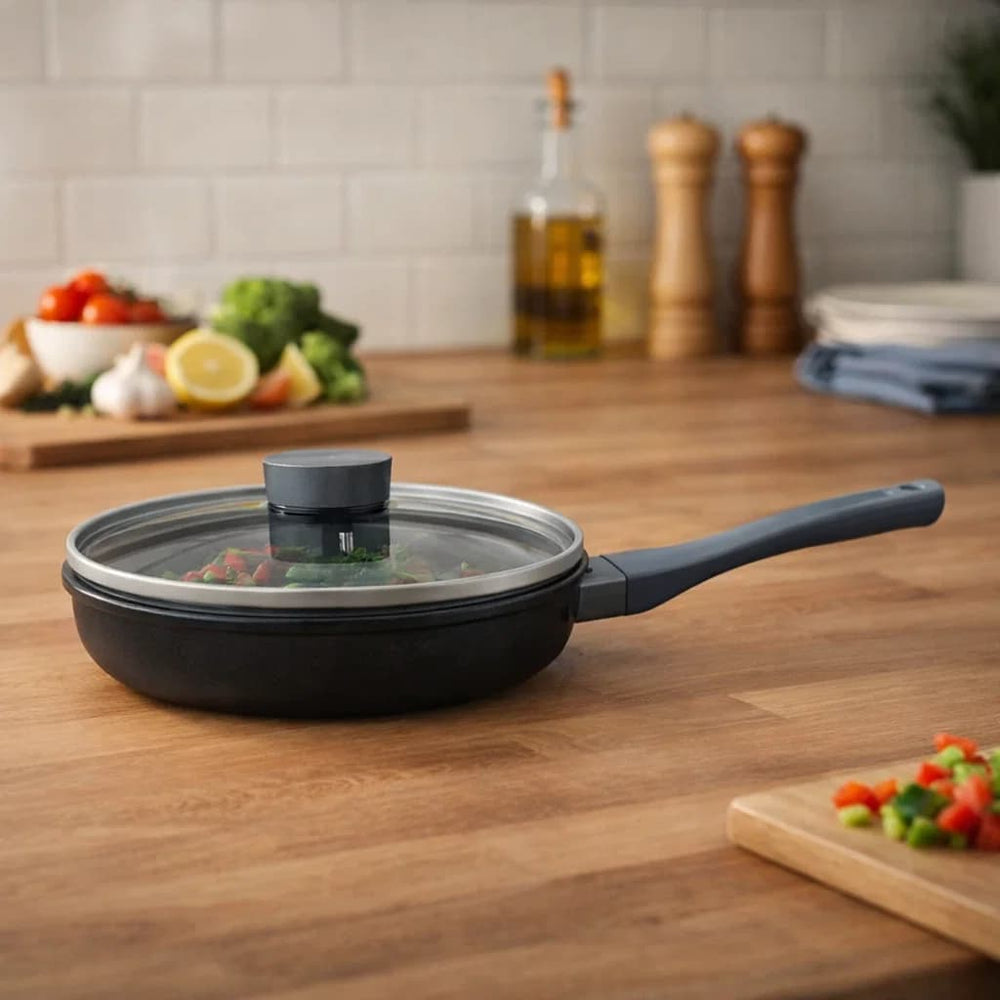 Sartén 20 cm con tapa de vidrio y cuerpo de aluminio gris