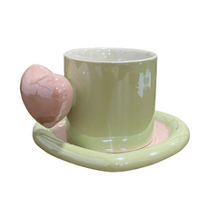 Mug Con Plato En Cerámica Brillante Diseño Corazón