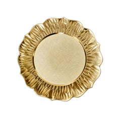 Plato base decorativo dorado con borde ondulado