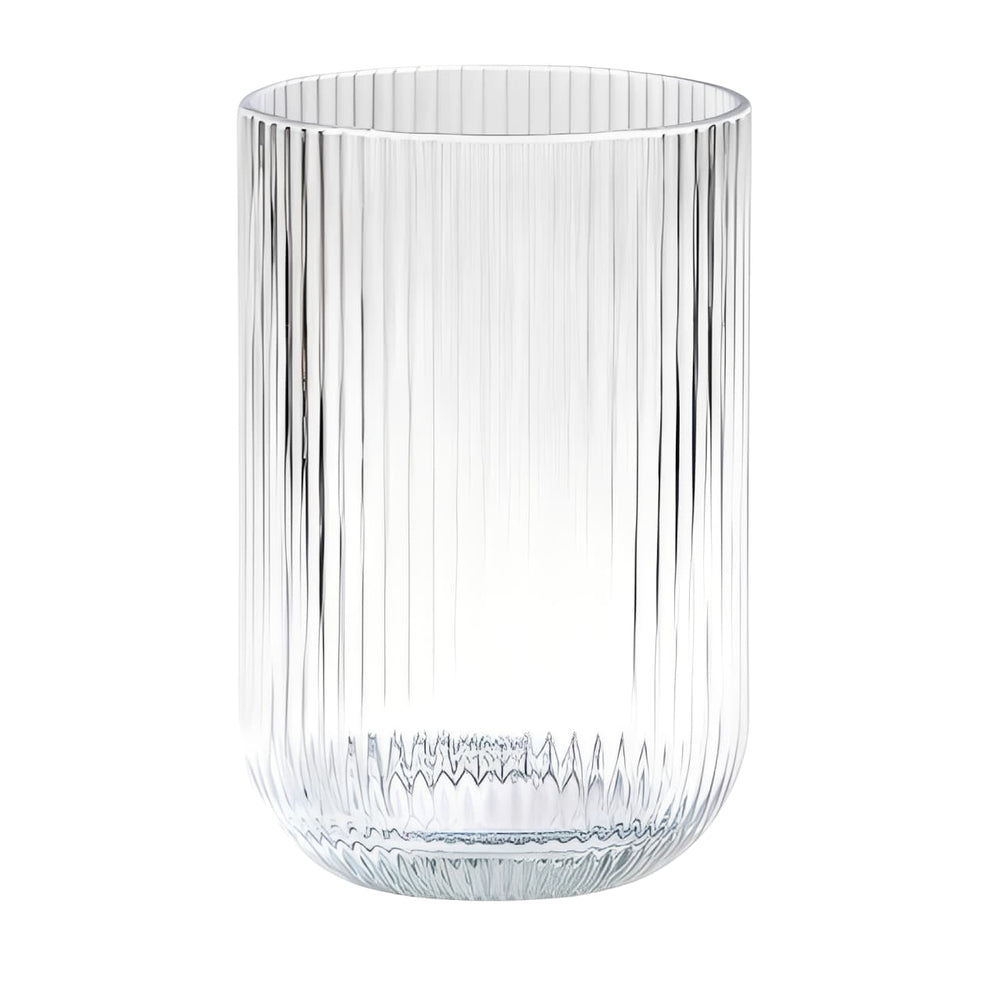 Vaso de vidrio con textura de líneas verticales