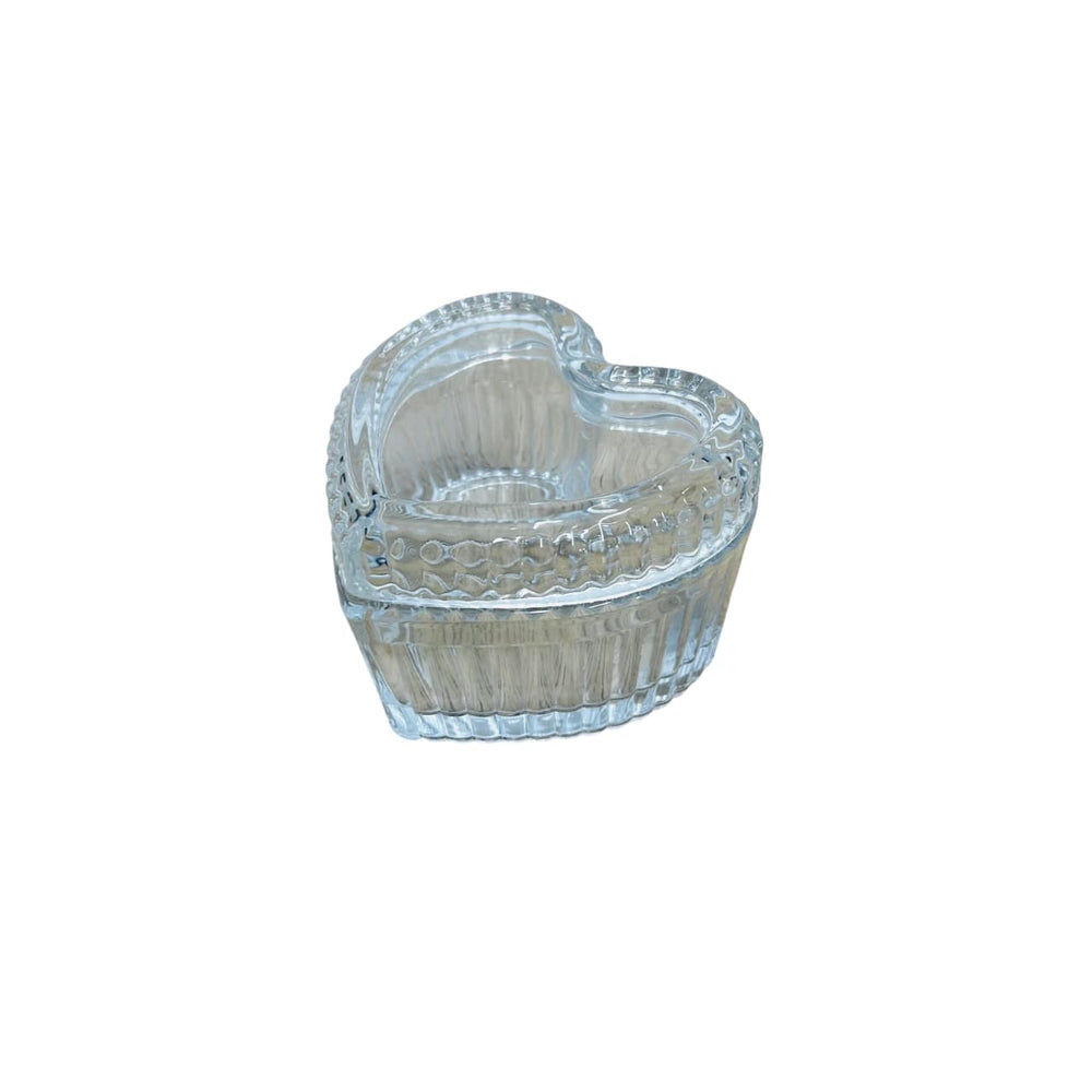 Bombonera de vidrio con forma de corazón vista frontal