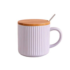 Taza acanalada con tapa y cuchara para café o té
