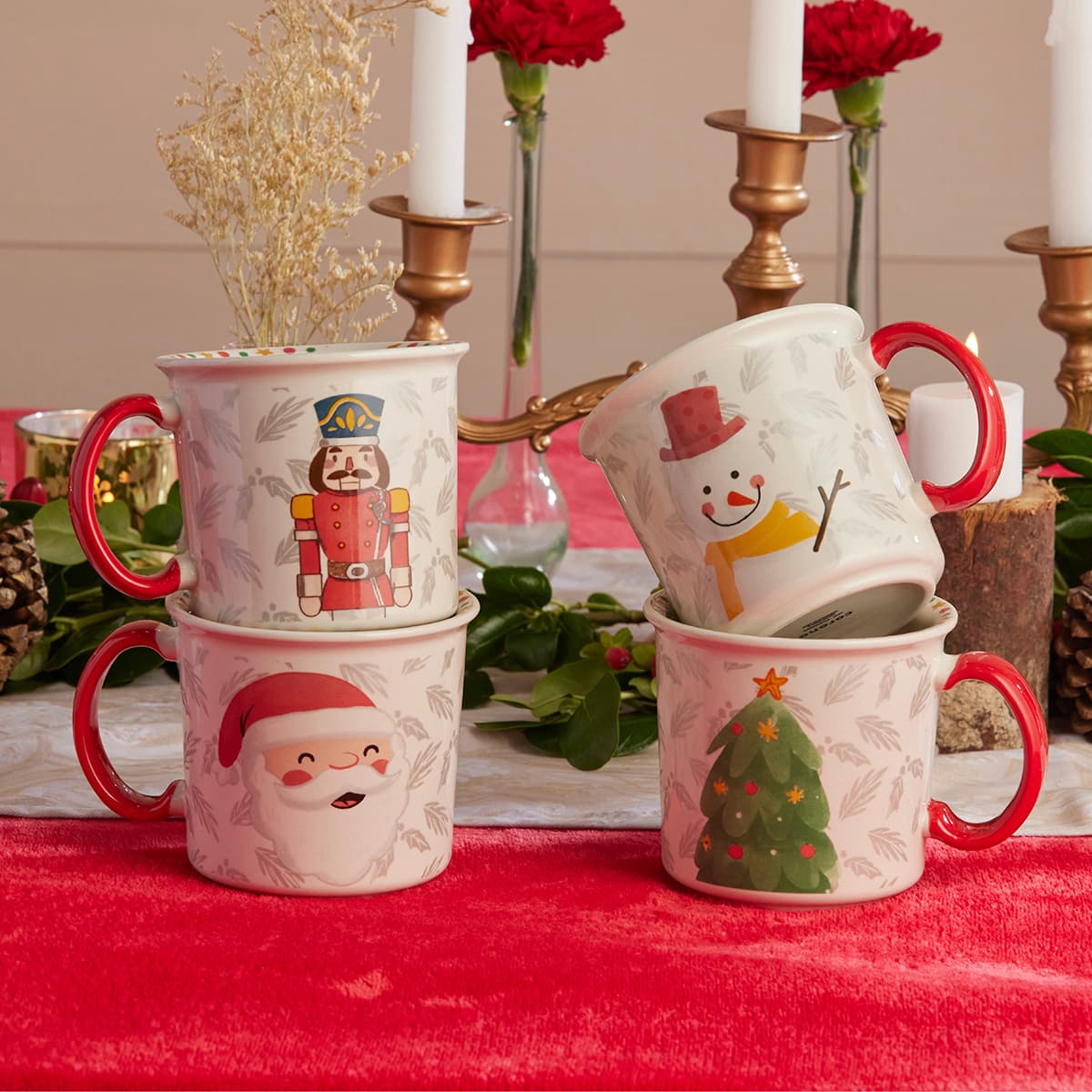 Mug navideño Magia Navideña 443 cc con diseño de Santa Claus