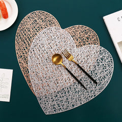 Individual en forma de corazón 38 cm en PVC calado