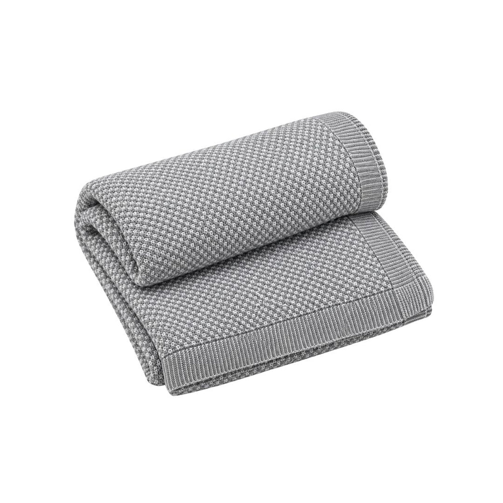 Frazada decorativa Rosario 1 gris de 125 × 150 cm en 100 % poliéster.