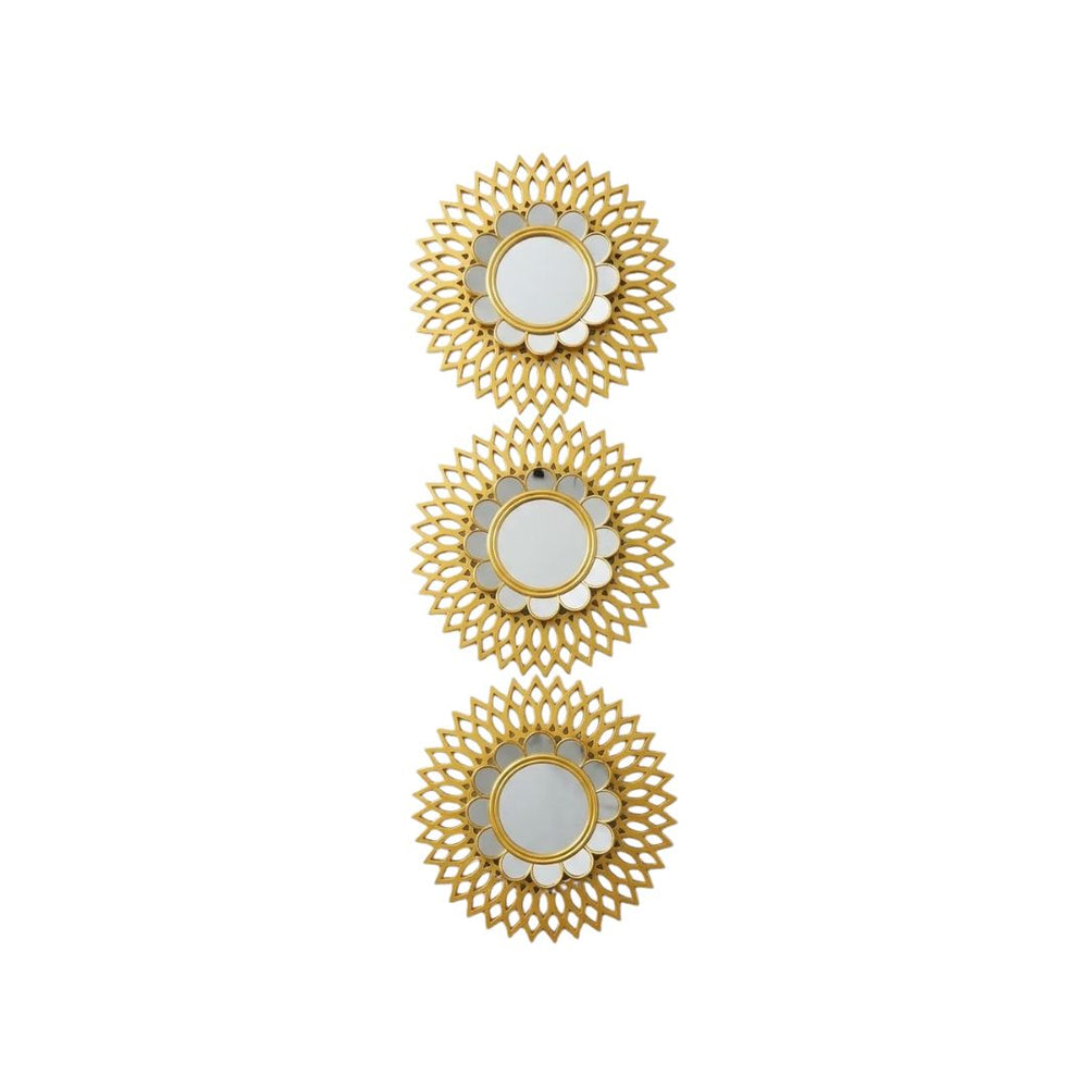 Set de 3 espejos decorativos dorados con diseño floral y puntas tipo sol.