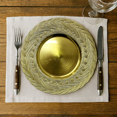 Plato decorativo dorado de melamina con diseño trenzado tipo nudos 33 cm